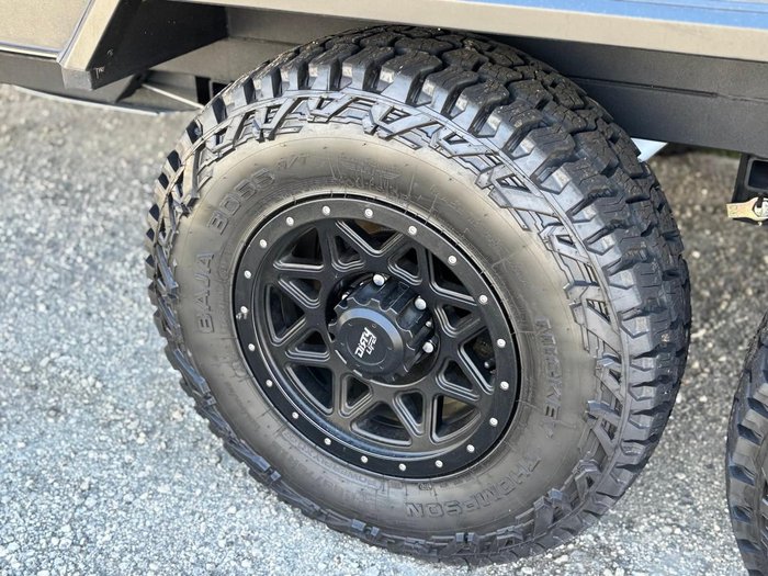 2025 Royal Flair Razor Xt