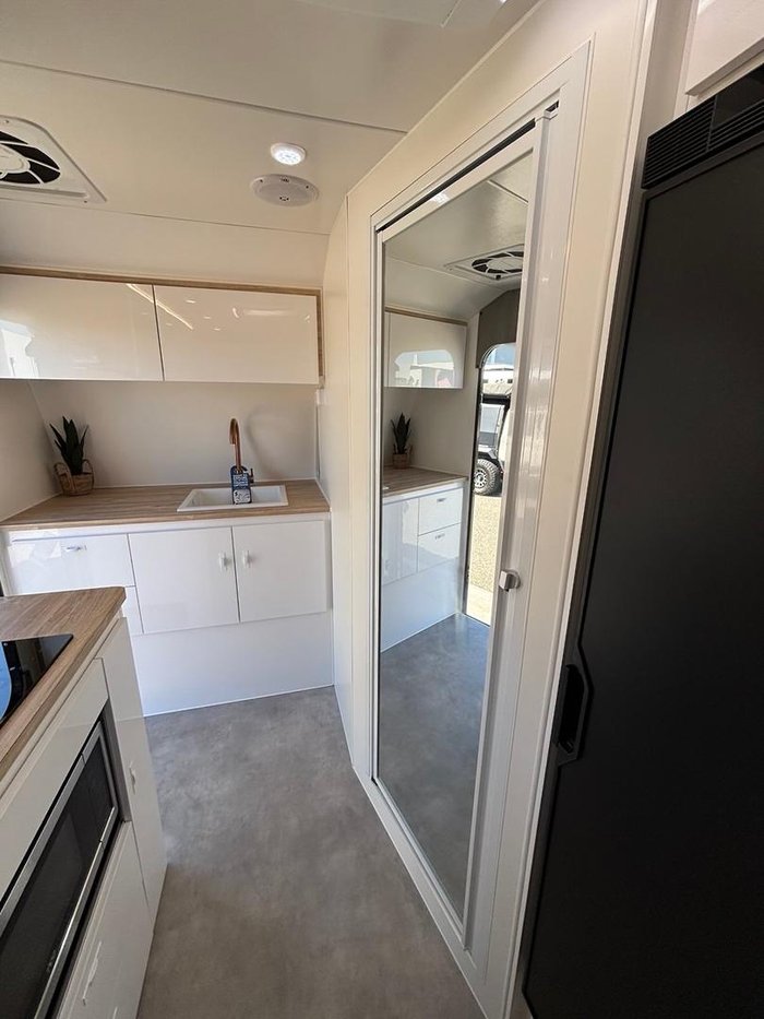 2025 Royal Flair Razor Xt