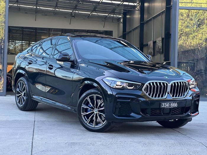 2022 BMW X6 xDrive40i M Sport G06 4X4 Constant Black Sapphire