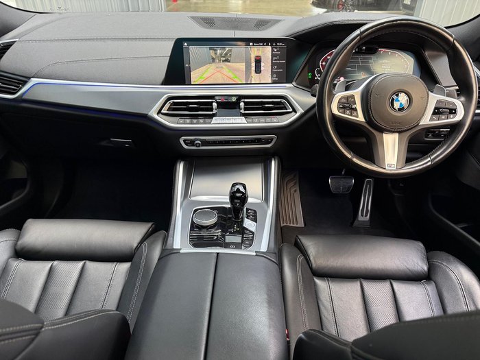 2022 BMW X6 xDrive40i M Sport G06 4X4 Constant Black Sapphire