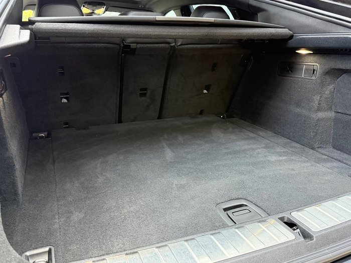 2022 BMW X6 xDrive40i M Sport G06 4X4 Constant Black Sapphire