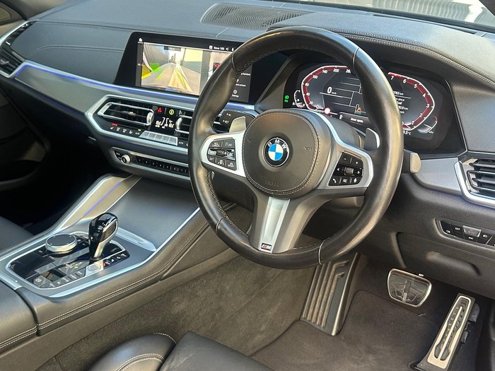 2022 BMW X6 xDrive40i M Sport G06 4X4 Constant Black Sapphire