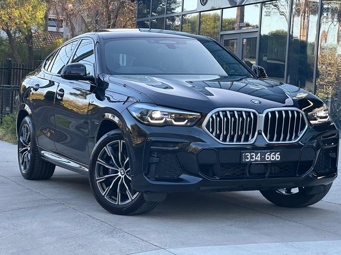 2022 BMW X6 xDrive40i M Sport G06 4X4 Constant Black Sapphire