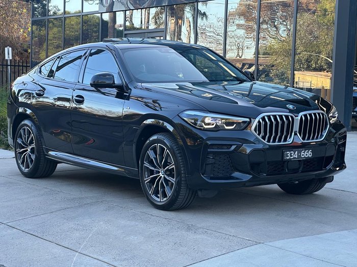 2022 BMW X6 xDrive40i M Sport G06 4X4 Constant Black Sapphire