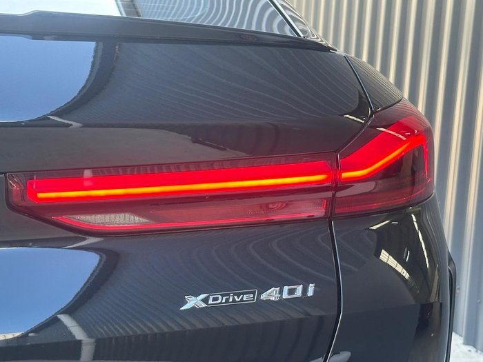 2022 BMW X6 xDrive40i M Sport G06 4X4 Constant Black Sapphire