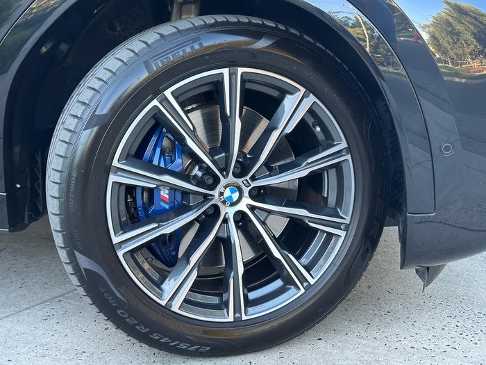 2022 BMW X6 xDrive40i M Sport G06 4X4 Constant Black Sapphire