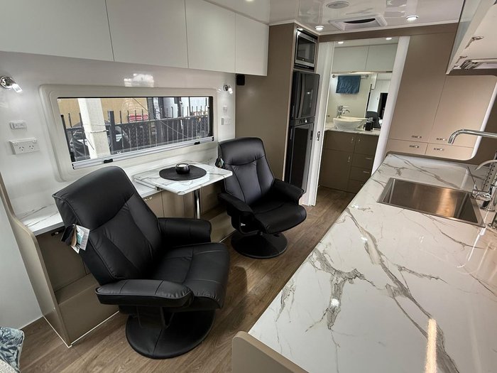 2025 Urban Caravans Tuff 20 Recliner