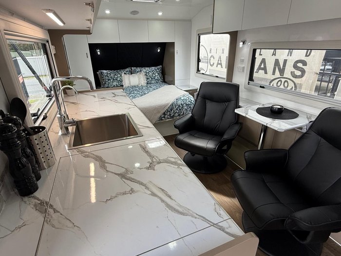 2025 Urban Caravans Tuff 20 Recliner