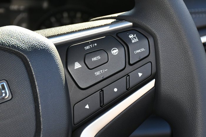 2025 Isuzu MU-X LS-M