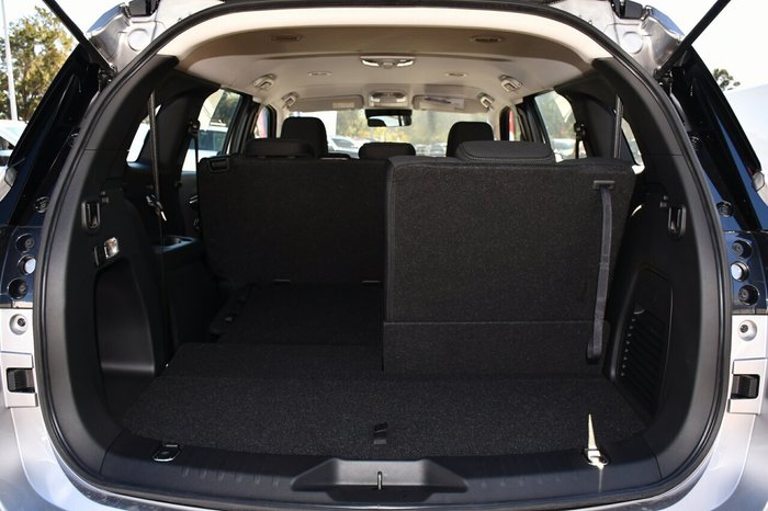2025 Isuzu MU-X LS-M
