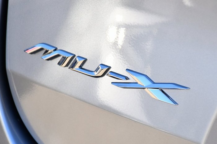 2025 Isuzu MU-X LS-M