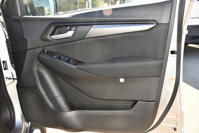 2025 Isuzu MU-X LS-M