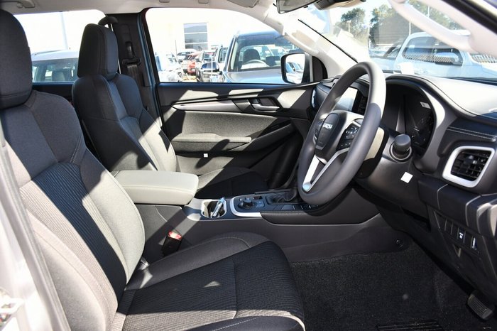 2025 Isuzu MU-X LS-M