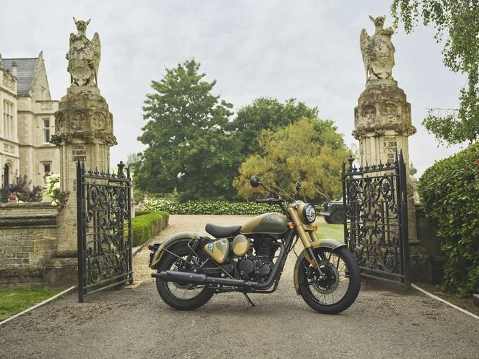 2025 Royal Enfield Classic 350 Signals Classic 350