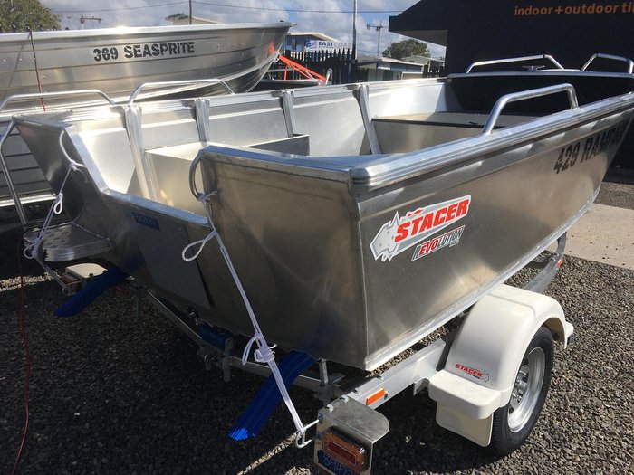 2025 Stacer 429 Rampage