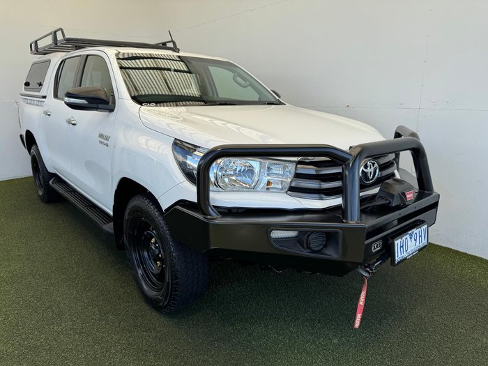 2015 Toyota Hilux SR