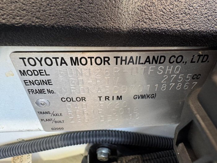 2015 Toyota Hilux SR