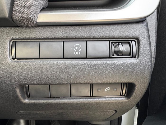 2025 Nissan QASHQAI ST-L