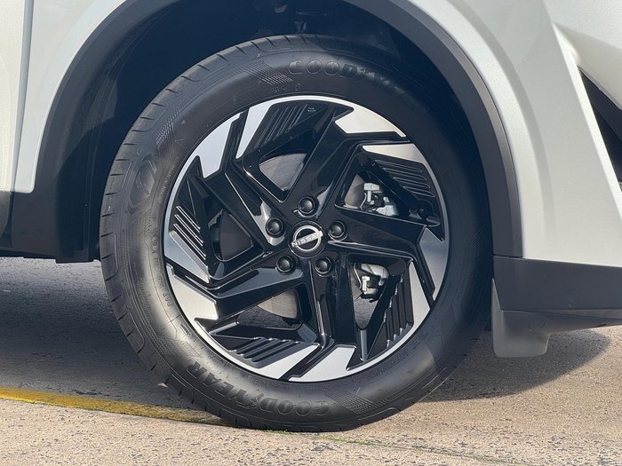 2025 Nissan QASHQAI ST-L