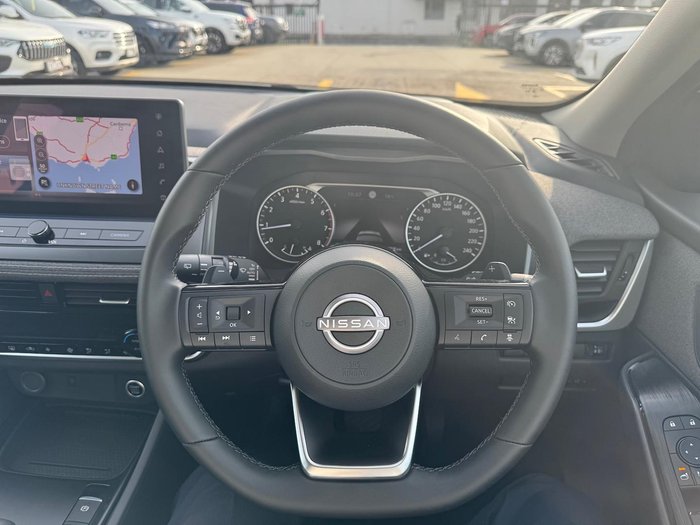 2025 Nissan QASHQAI ST-L