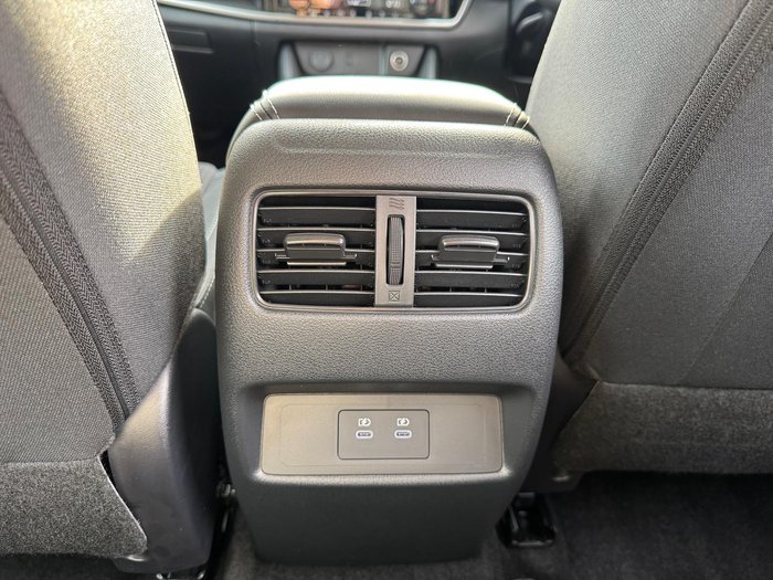 2025 Nissan QASHQAI ST-L