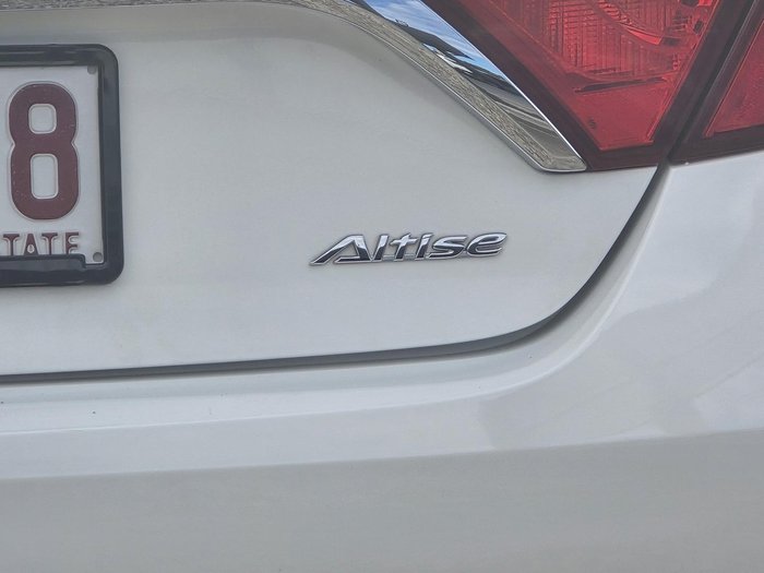 2017 Toyota Camry Altise ASV50R Diamond White