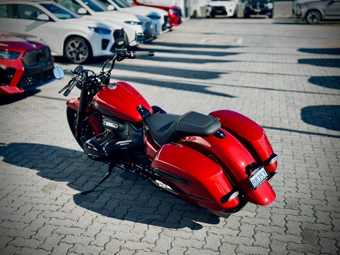 2025 BMW R 18 Roctane R 18 Red