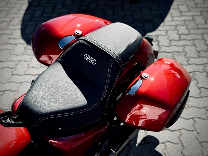 2025 BMW R 18 Roctane R 18 Red