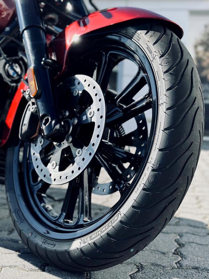 2025 BMW R 18 Roctane R 18 Red