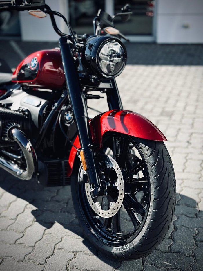 2025 BMW R 18 Roctane R 18 Red