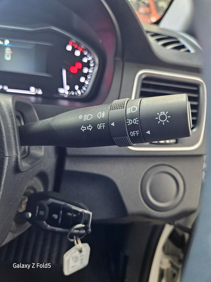 2023 LDV G10 +