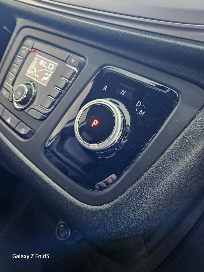 2023 LDV G10 +