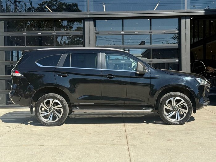 2021 Isuzu MU-X LS-T