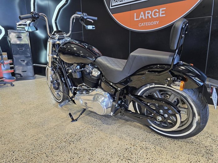 2022 Harley-Davidson Softail Standard 107 (FXST) Softail Black