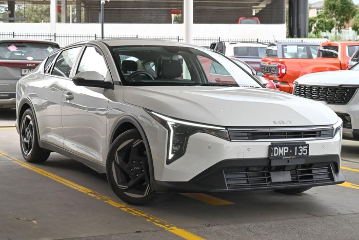 2024 Kia K4