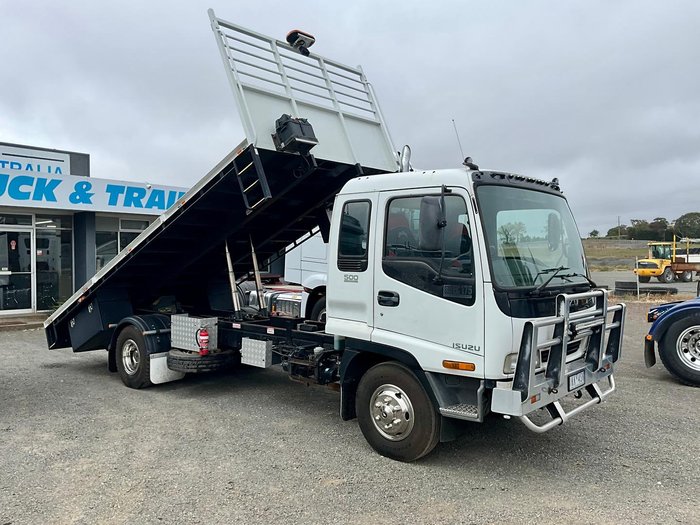 2000 Isuzu Frr500a Tipping Tray Ideal Farm Unit See Spec $45000+Gst IZUZU FRR 500-175 SITEC WHITE