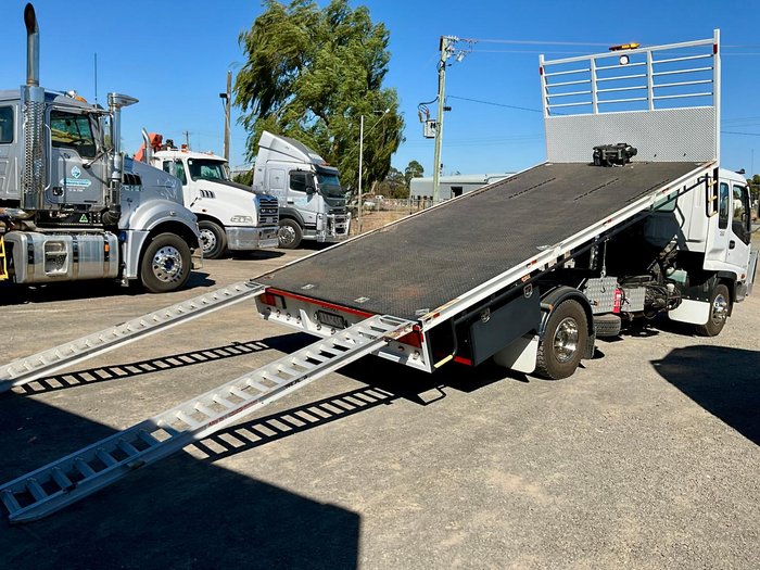 2000 Isuzu Frr500a Tipping Tray Ideal Farm Unit See Spec $45000+Gst IZUZU FRR 500-175 SITEC WHITE