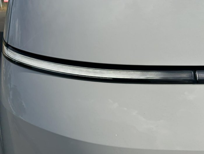 2024 Hyundai STARIA Elite