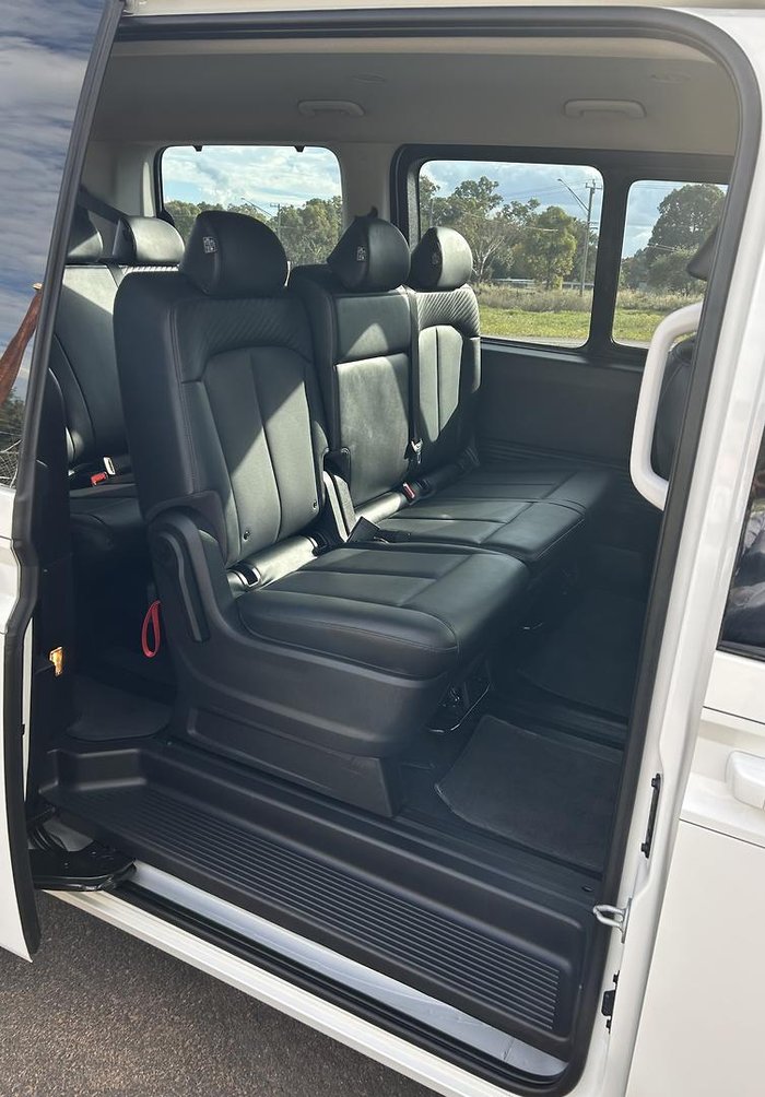 2024 Hyundai STARIA Elite