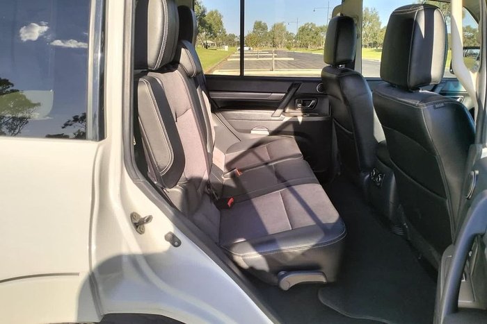 2019 Mitsubishi Pajero GLS