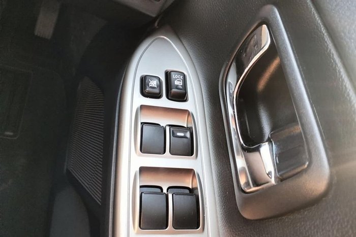 2019 Mitsubishi Pajero GLS