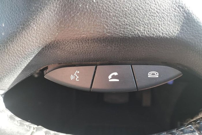 2019 Mitsubishi Pajero GLS