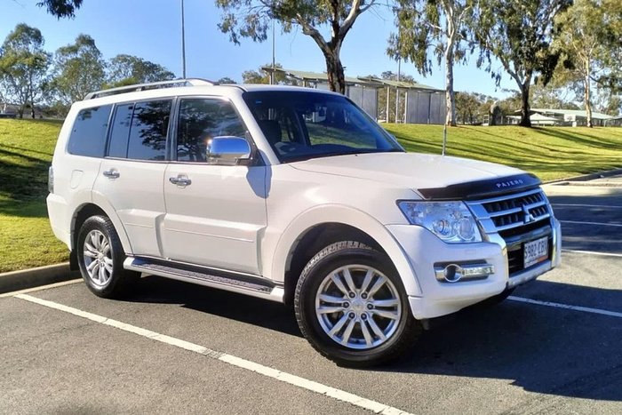 2019 Mitsubishi Pajero GLS