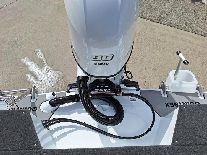 2025 QUINTREX 450 Hornet Pro