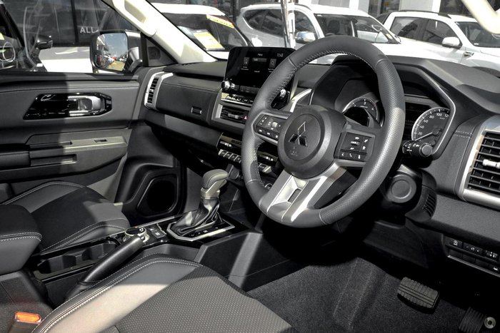 2025 Mitsubishi Triton GLS MV MY25 4X4 Dual Range White