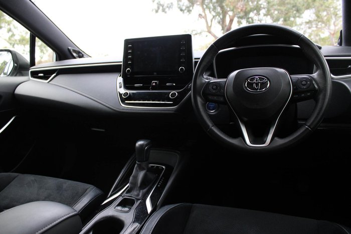 2020 Toyota Corolla ZR Hybrid