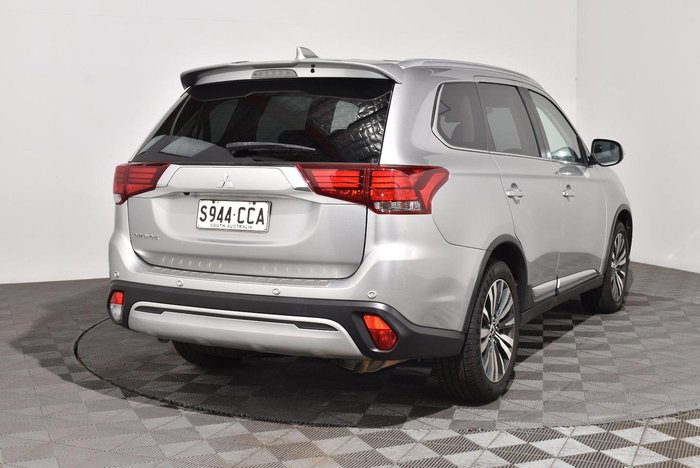 2019 Mitsubishi Outlander LS