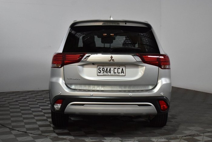 2019 Mitsubishi Outlander LS