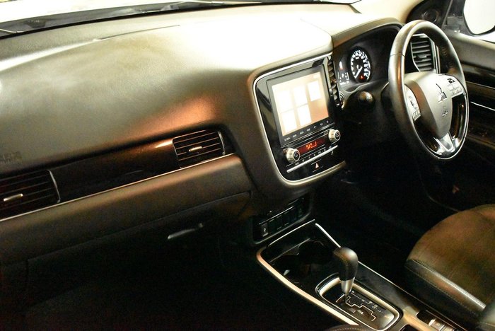 2019 Mitsubishi Outlander LS