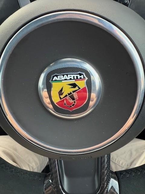 2024 Abarth 695 75 Anniversario